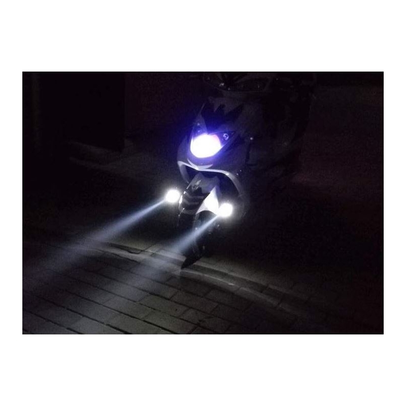 Univerzalno dodatno Cree LED svjetlo uključujući crni prekidač