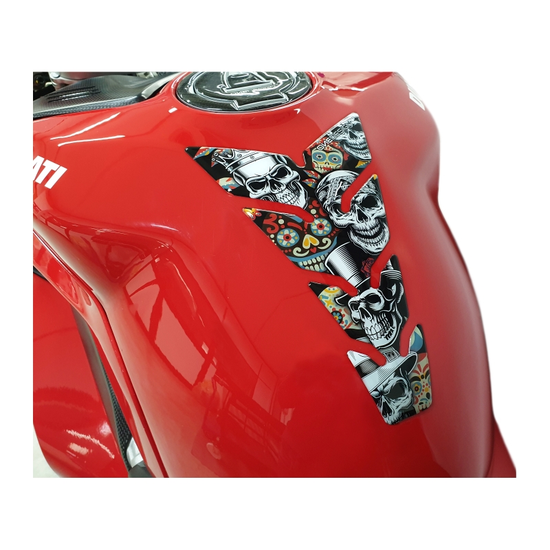 Ispis naljepnice spremnika goriva - Max Skulls2