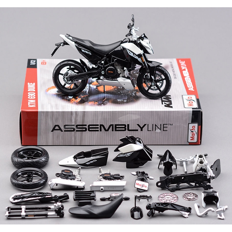 Model motocikla Maisto KTM 690 Duke 3 Kit