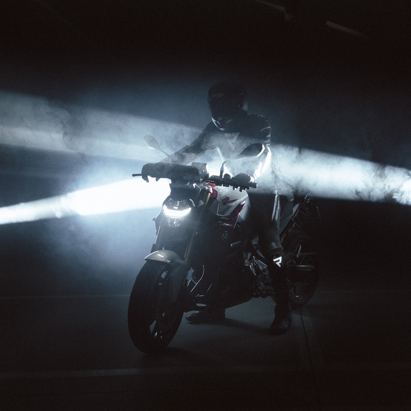 Motorističke hlače Rebelhorn Fighter crno-bijele rasprodaja