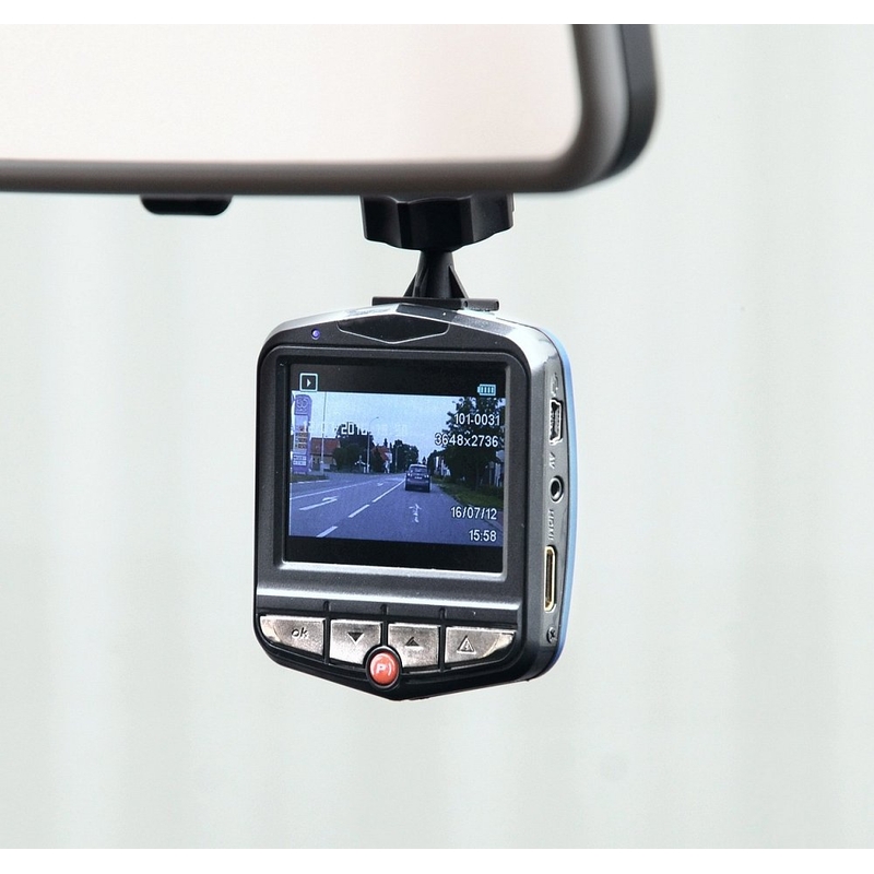 Auto kamera 2.4" FULL HD širokokutna