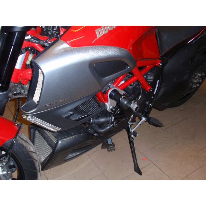 DUCATI Diavel Gatling (PO)