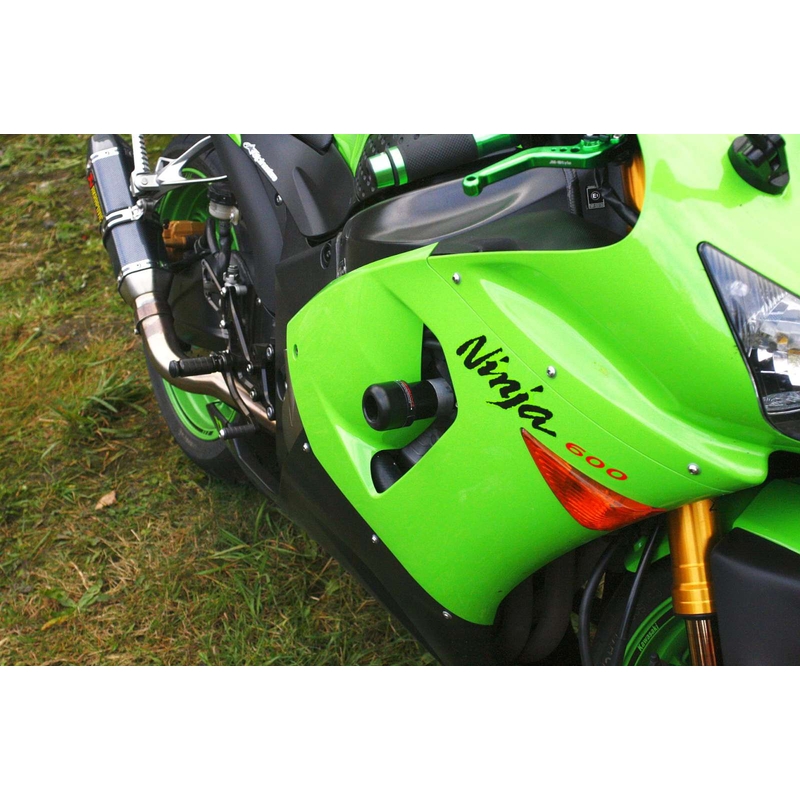 Kawasaki ZX-6R (05-06) s modifikacijom klasičnog oklopa