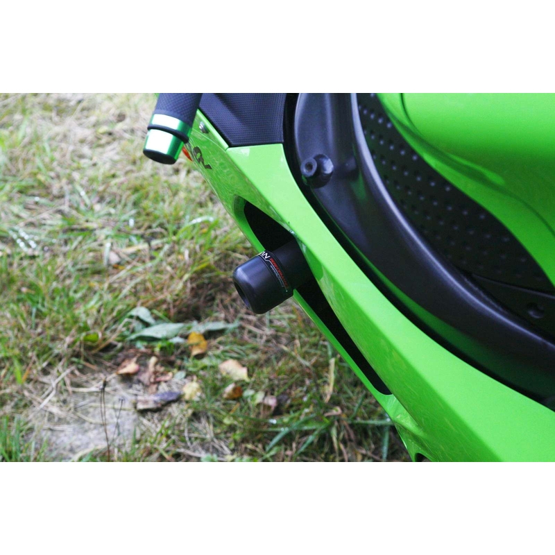 Kawasaki ZX-6R (05-06) s modifikacijom klasičnog oklopa