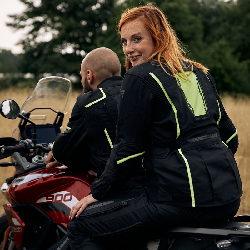 Ženska motoristička jakna Rebelhorn Hiker III crno-fluo žuta rasprodaja