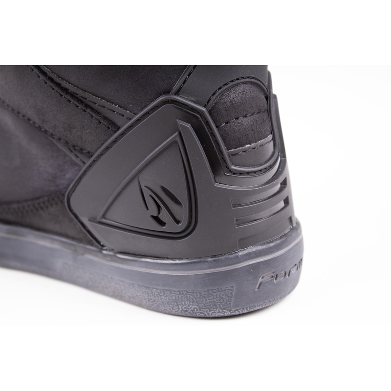 Moto cipele Forma Hyper WP crne
