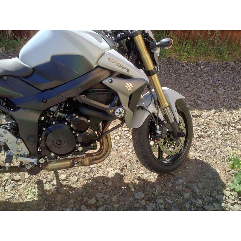 Suzuki GSR 750 Gatling komplet s dvije točke