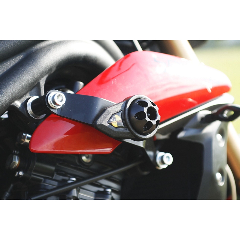 Triumph SPEED TRIPLE 1050 (11-) Klasični
