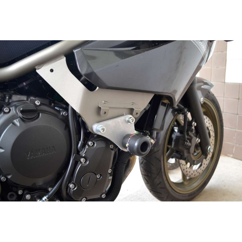 Yamaha XJ-6N (09-) Klasični