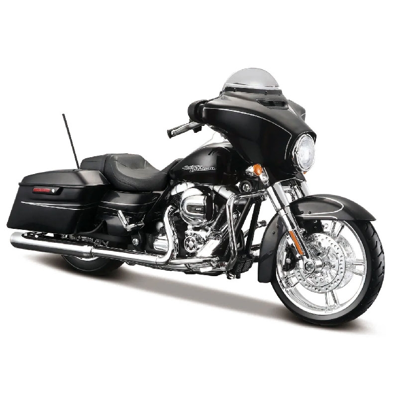 Maisto model motocikla Harley Davidson Street Glide Special iz 2015. u mjerilu 1:12