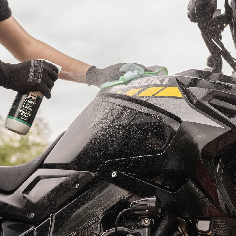 Sredstvo za čišćenje motocikala i bicikala (bez vode) MINT 500 ml