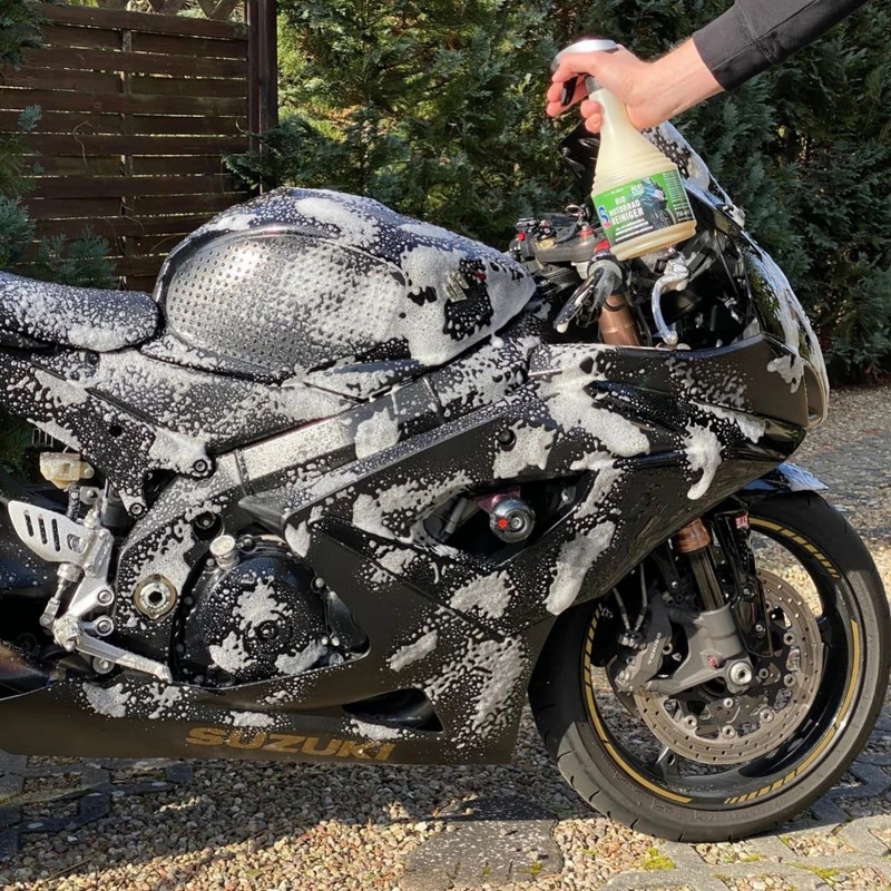 BIO sredstvo za čišćenje motocikla S100 Bio Moto Wash 750 ml