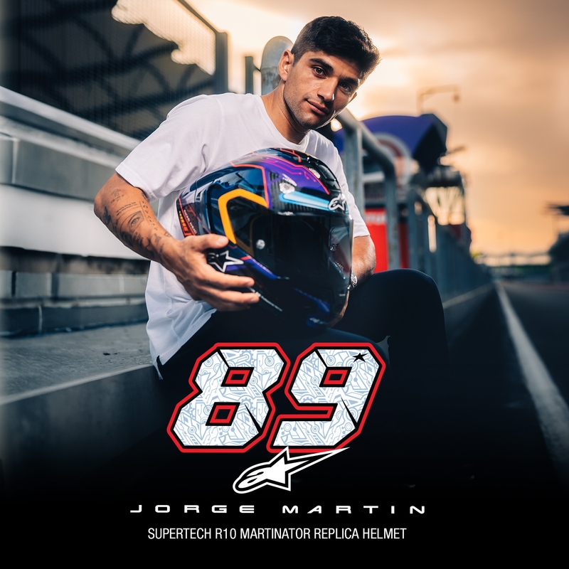 Alpinestars Supertech R-10 Limited Edition Martinator Jorge Martin Integralna motociklistička kaciga plava-ljubičasta-crvena-žuta