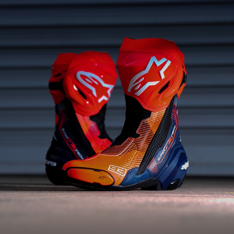 Motorističke čizme Alpinestars Supertech R Vented Limited Edition MM93 Marc Marquez Fluo crveno-plavo-crne