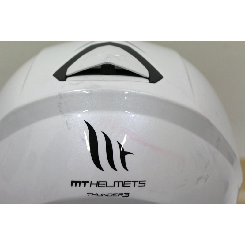 Integralna motociklistička kaciga MT Thunder 3 SV bijela - II. kvaliteta