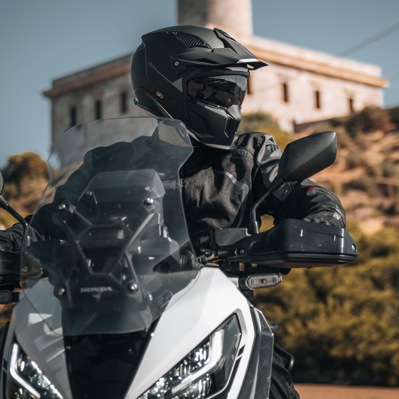 Otvorena kaciga s maskom MT Streetfighter SV S Solid A1 crna mat
