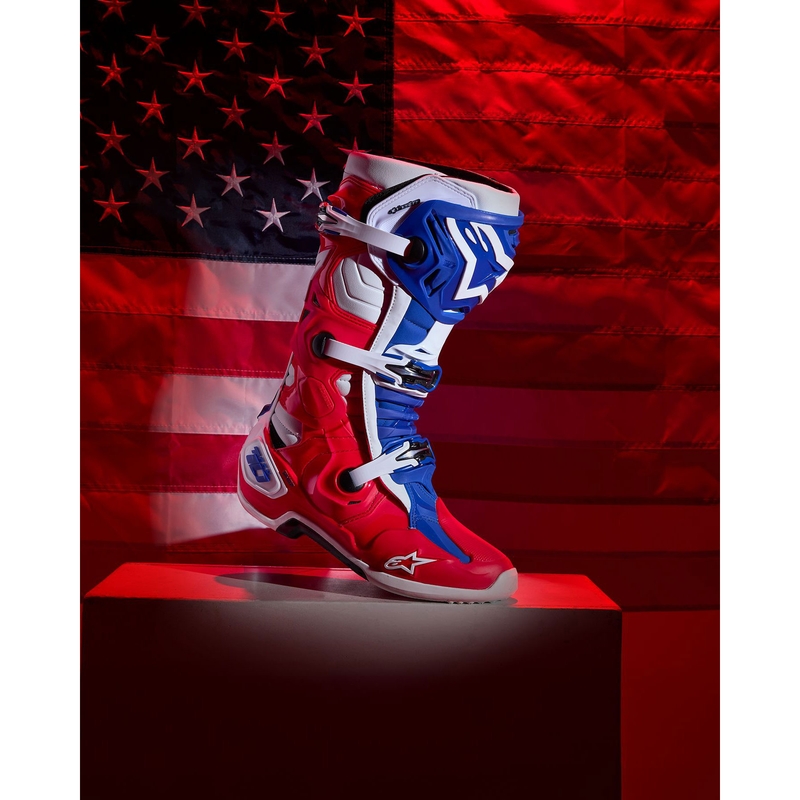 Alpinestars Tech 10 Limited Edition FORTITUDE motociklističke čizme bijelo-plavo-crvene