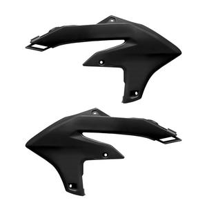 Spoilery chladiče POLISPORT černá