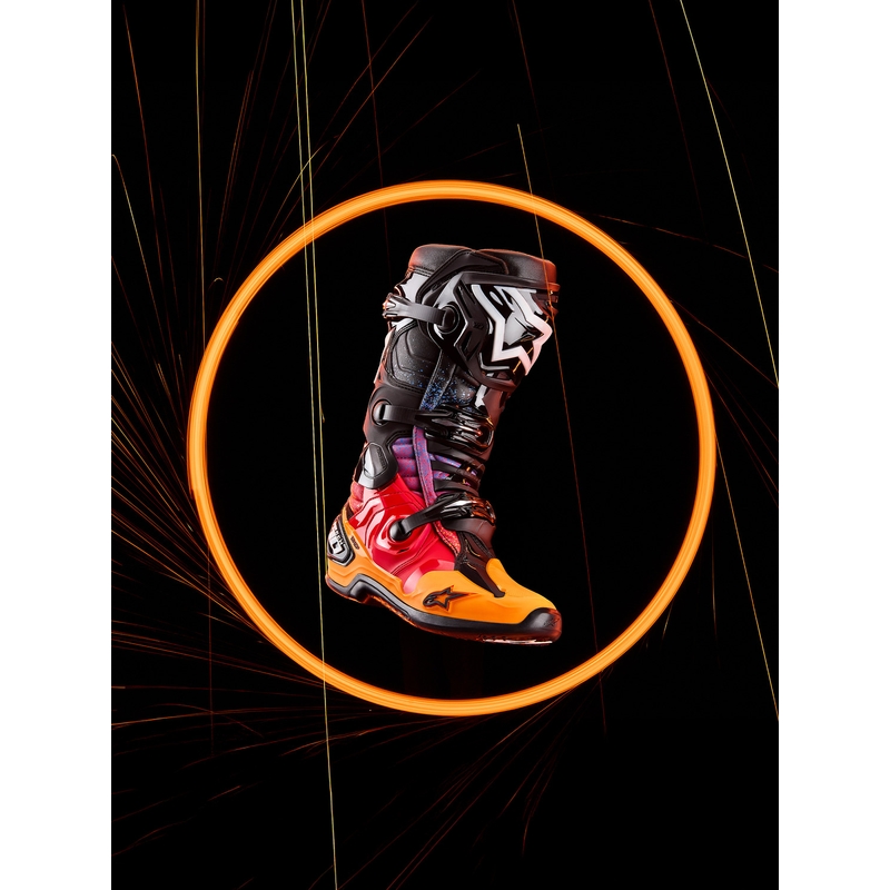 Alpinestars Tech 10 Limited Edition Black Hole motociklističke čizme crne boje