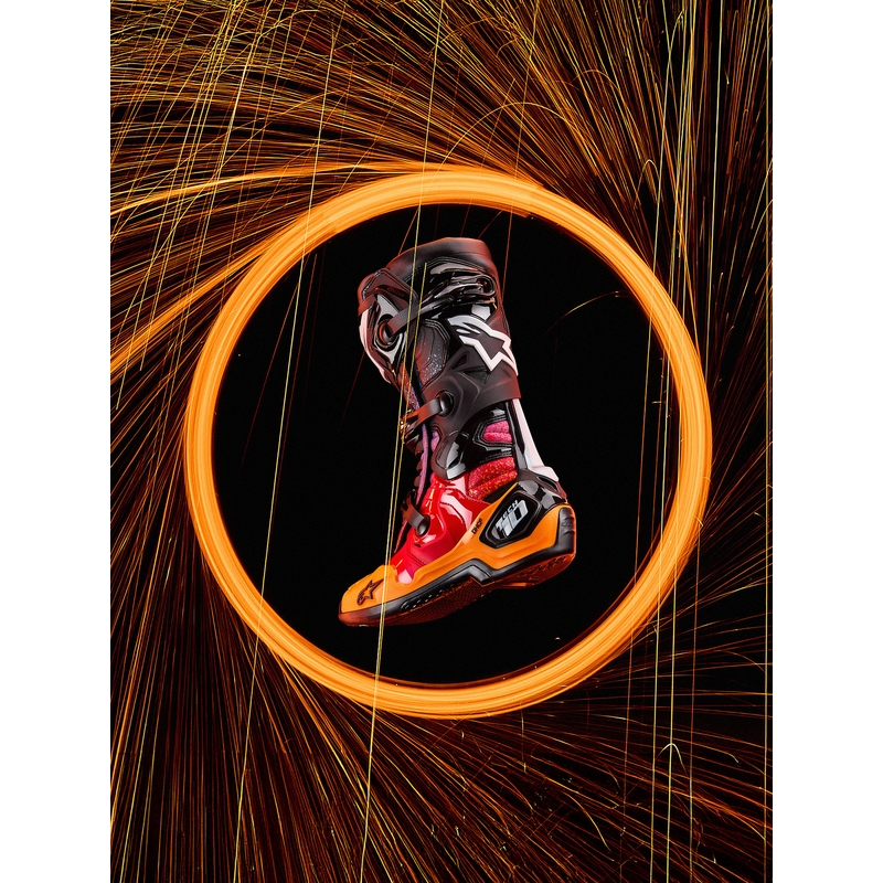 Alpinestars Tech 10 Limited Edition Black Hole motociklističke čizme crne boje