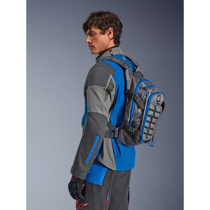 Alpinestars AT-15 moto ruksak tamno sivo-sivo-plavi 15 l