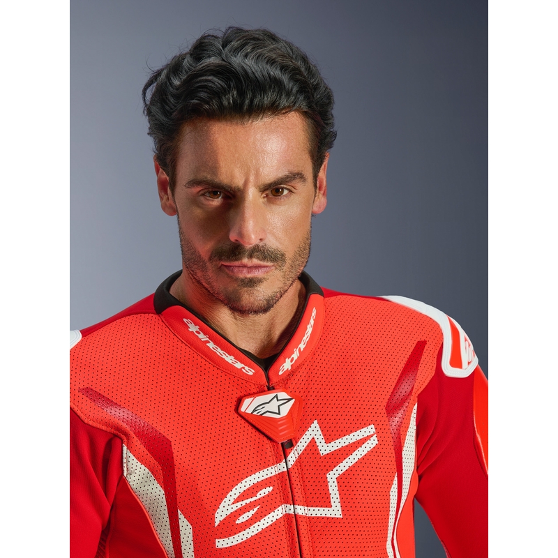 Alpinestars GP TECH V5 jednodijelno motociklističko kožno odijelo fluo crveno-crveno-bijelo