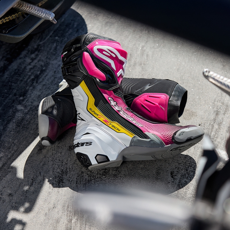 Alpinestars Supertech R motociklističke čizme crno-bijelo-ružičasto-žuto