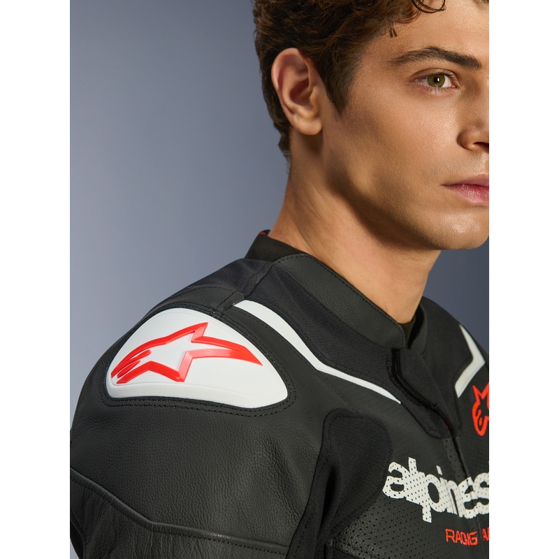 Alpinestars GP Force V2 Airflow kožna motociklistička jakna crno-bijela