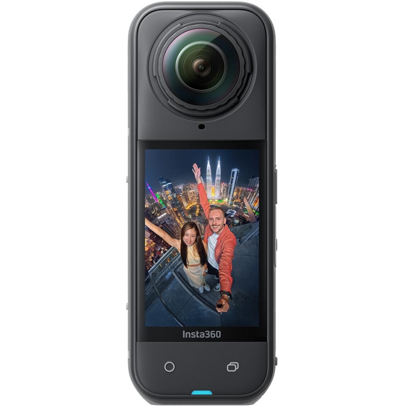 Insta360 X5 akcijska kamera crne boje