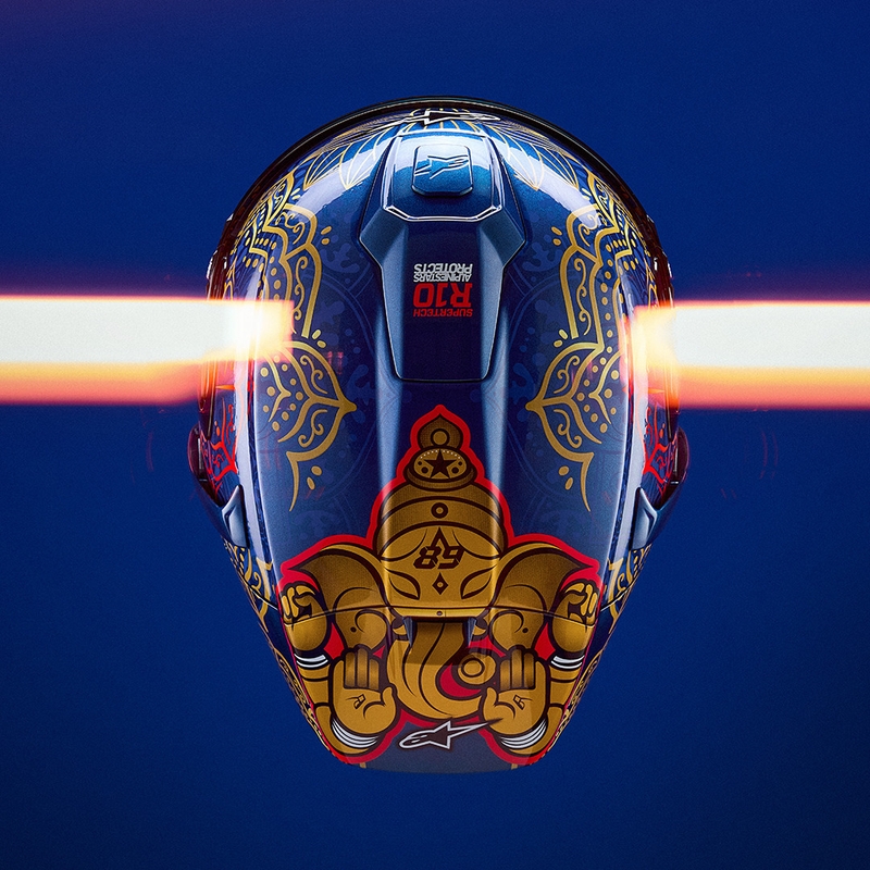 Integralna motociklistička kaciga Alpinestars Supertech R10 Marthainator limited edition JORGE MARTIN plava biserno zlatna crvena