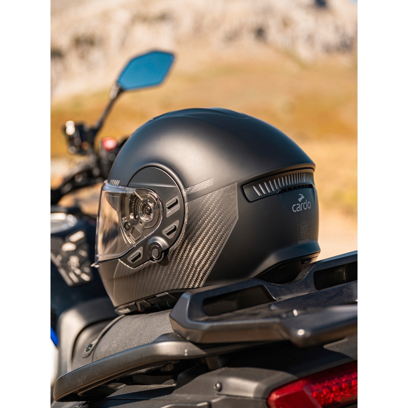 Cardo Beyond GTS integralna motociklistička kaciga crne boje