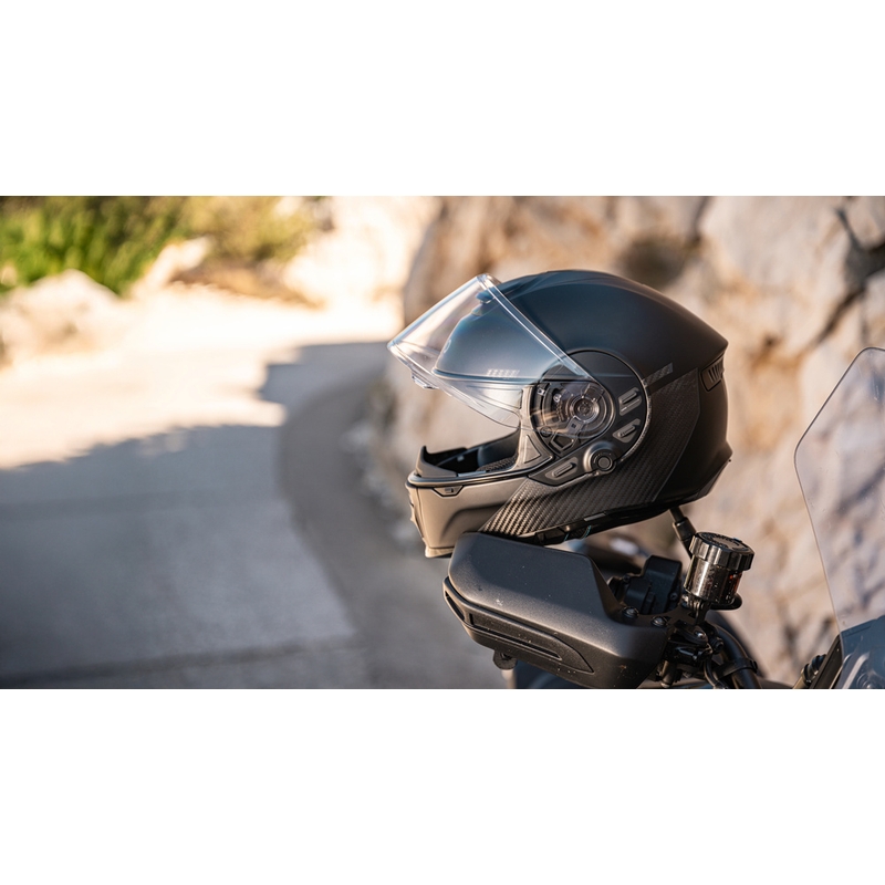 Cardo Beyond GTS integralna motociklistička kaciga crne boje