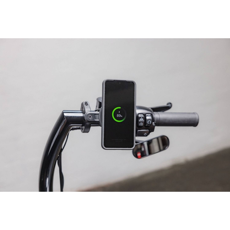Quad Lock® PRO veliki držač za telefon za volan crne boje